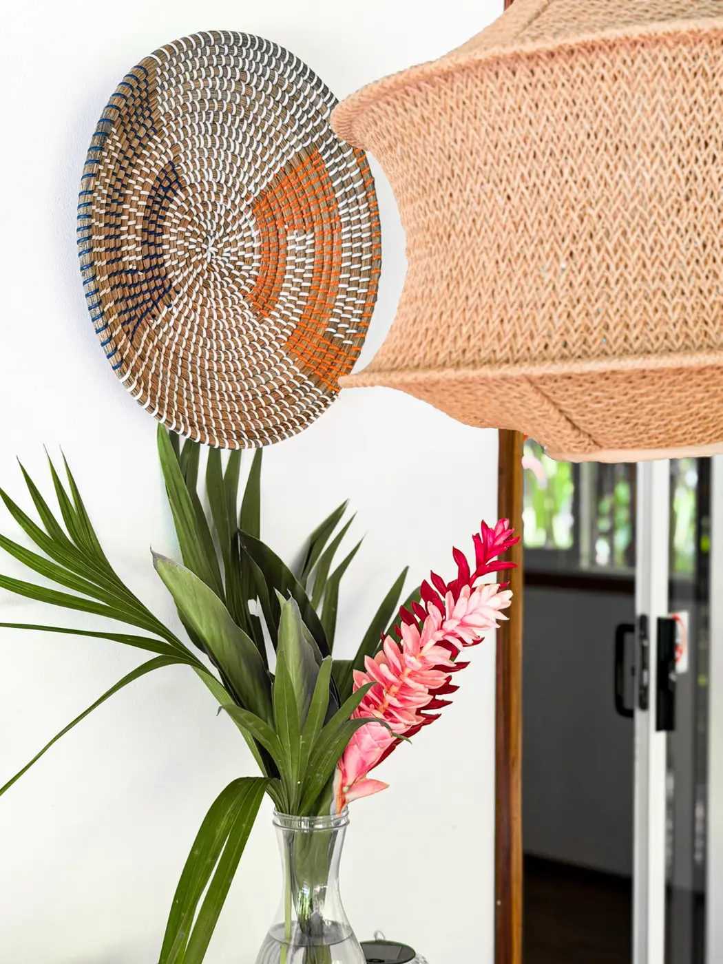 Tropical details and local craftsmanship